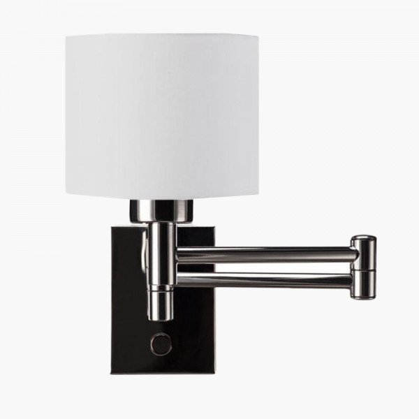 Wandleuchte mit Stoffschirm in Weiß